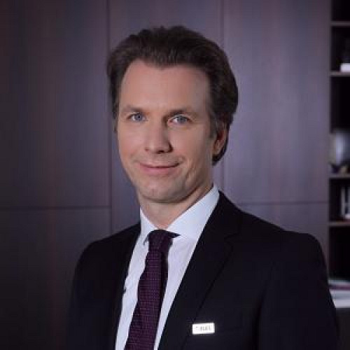 <small>mag.</small>Uroš Salobir